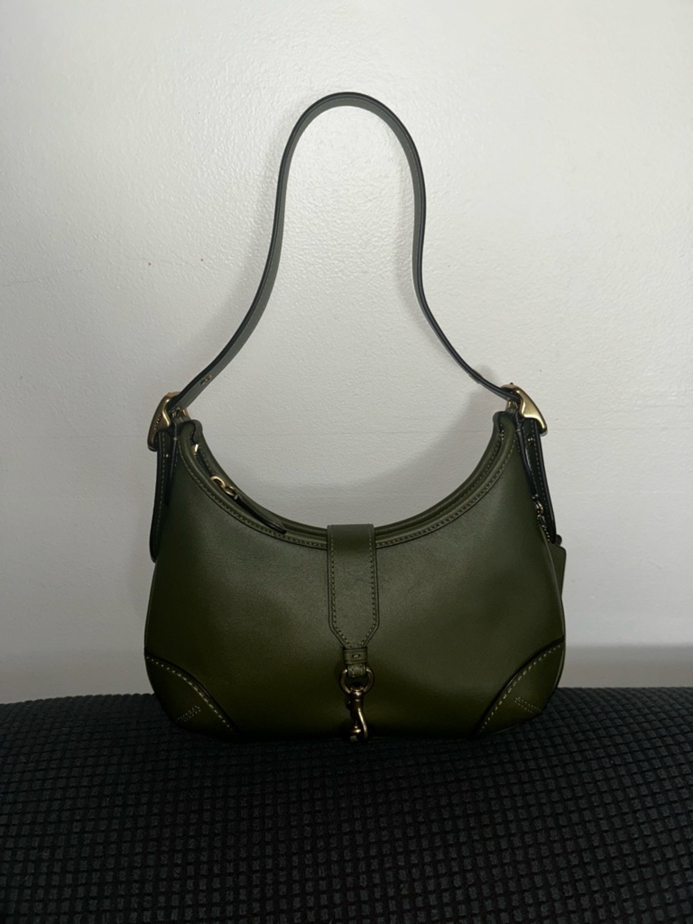 Coach Hampton Hobo Shoulder Bag with Brass Hardware, NWT, limited re-edition - Picture 7 of 17